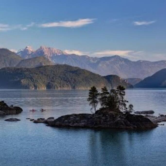 Lake Time Harrison Harrison Hot Springs Exterior photo